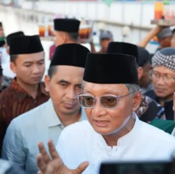 Aparatur Sipil Negara (ASN) Kementerian Pekerjaan Umum (Kementerian PU) berinisial AS bakal diberhentikan sementara, menyusul proses hukum yang sedang berjalan. Menteri PU Dody Hanggodo menegaskan seluruh pegawai wajib menaati peraturan.