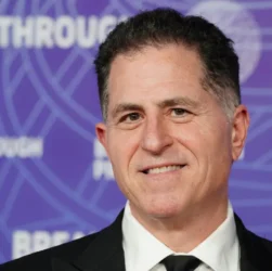 Pendiri dan CEO Dell Technologies Michael Dell sempat menjadi orang terkaya kedua di dunia setelah kekayaan sentuh US$ 273,2 miliar